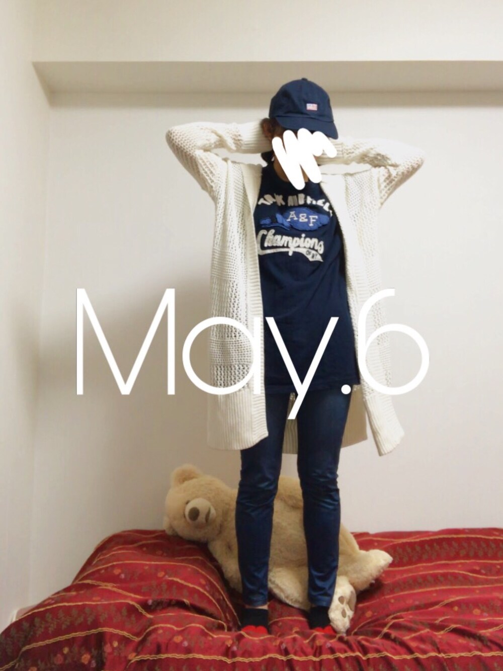 「GAPのアイテム（その他アウター、ホワイト系）」を使った、mさん（レディース・156cm）の春コーディネートの1枚目の写真