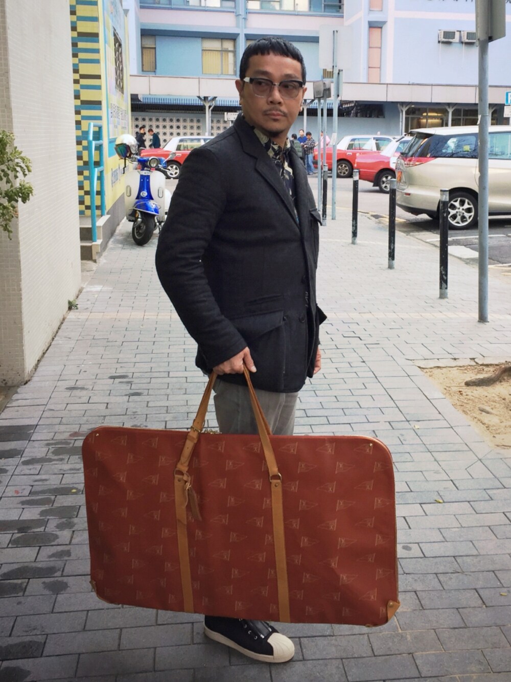 「LV Cup 🚩🚩のアイテム（バッグ、オレンジ系）」を使った、groon🌱さん（メンズ・170cm）の冬コーディネートの1枚目の写真