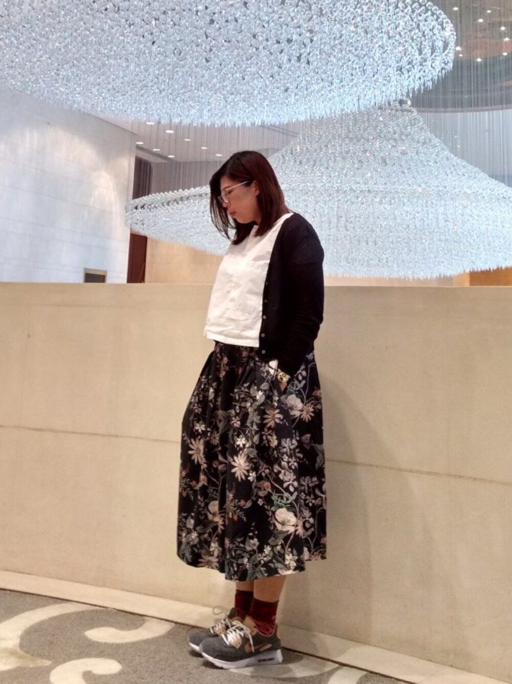 「ZARAのアイテム（トップス、ホワイト系）」を使った、groon🌱さん（レディース・162cm）の春コーディネートの1枚目の写真