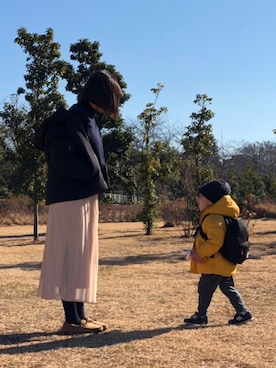 「アイテム（モカシン/デッキシューズ、ブラウン系）」を使った、まこさん（レディース・164cm）の冬コーディネート