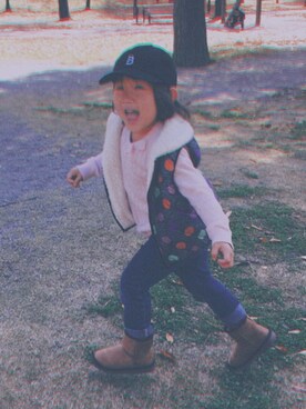 「アイテム（ダウンベスト、その他）」を使った、hanaaさん（キッズ・100cm）の秋コーディネート