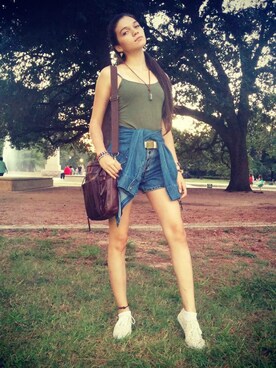 「Levi's（リーバイス）のアイテム（その他）」を使った、Paulina Sjöbergさん（レディース・175cm）の夏コーディネート