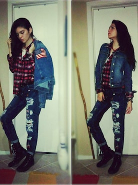 「U.S. POLO ASSN.（ユーエスポロアッスン）のアイテム（デニムジャケット、ブルー系）」を使った、Paulina Sjöbergさん（レディース・175cm）の夏コーディネート