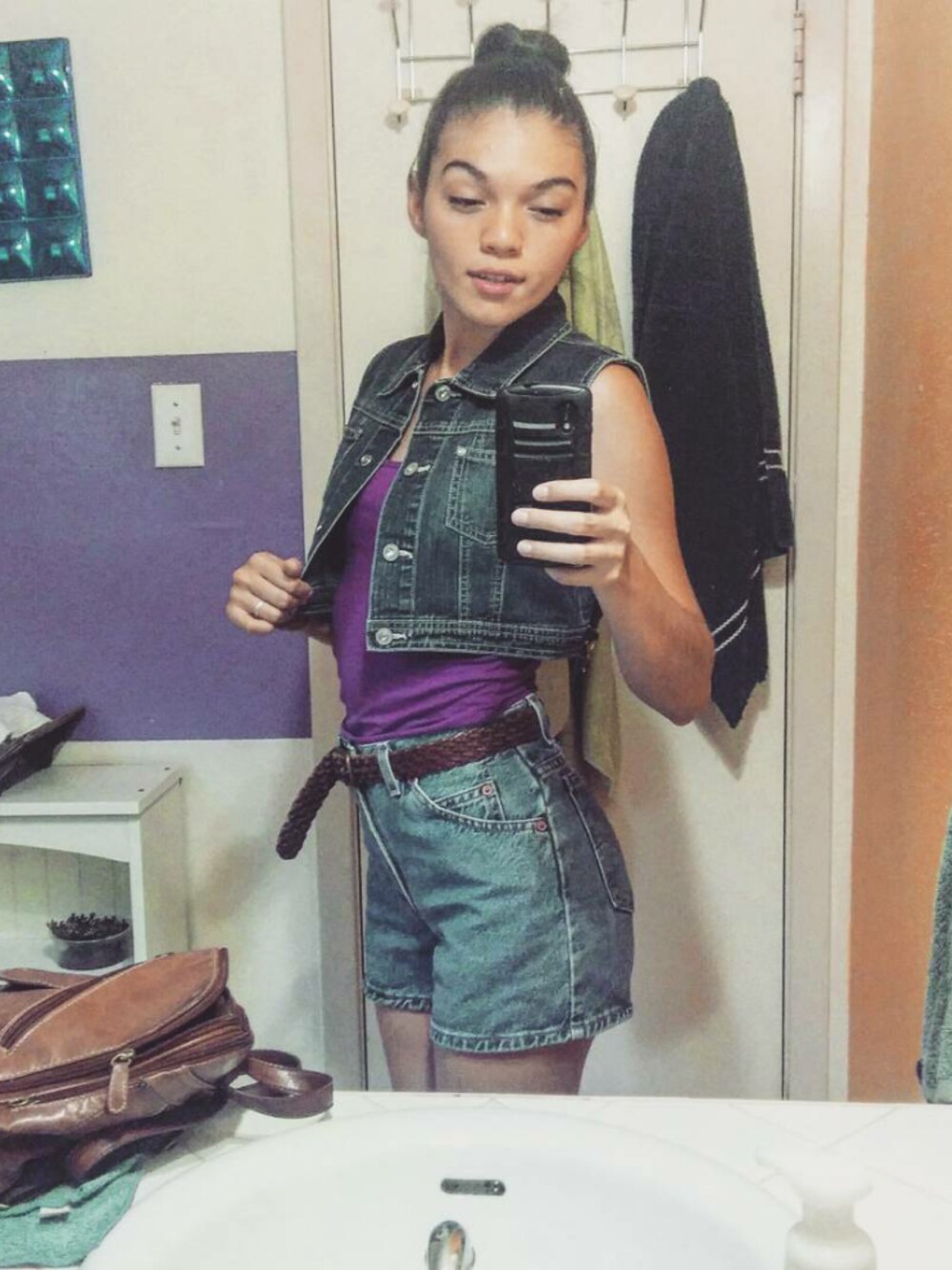 「Levis、denim、summer、girl」｜「Levi'sのアイテム（その他、ブルー系）」を使った、Paulina Sjöbergさん（レディース・175cm）の夏コーディネートの1枚目の写真