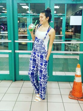 「MOTO」｜「アイテム（ジャケット/アウター）」を使った、Paulina Sjöbergさん（レディース・175cm）の秋コーディネート