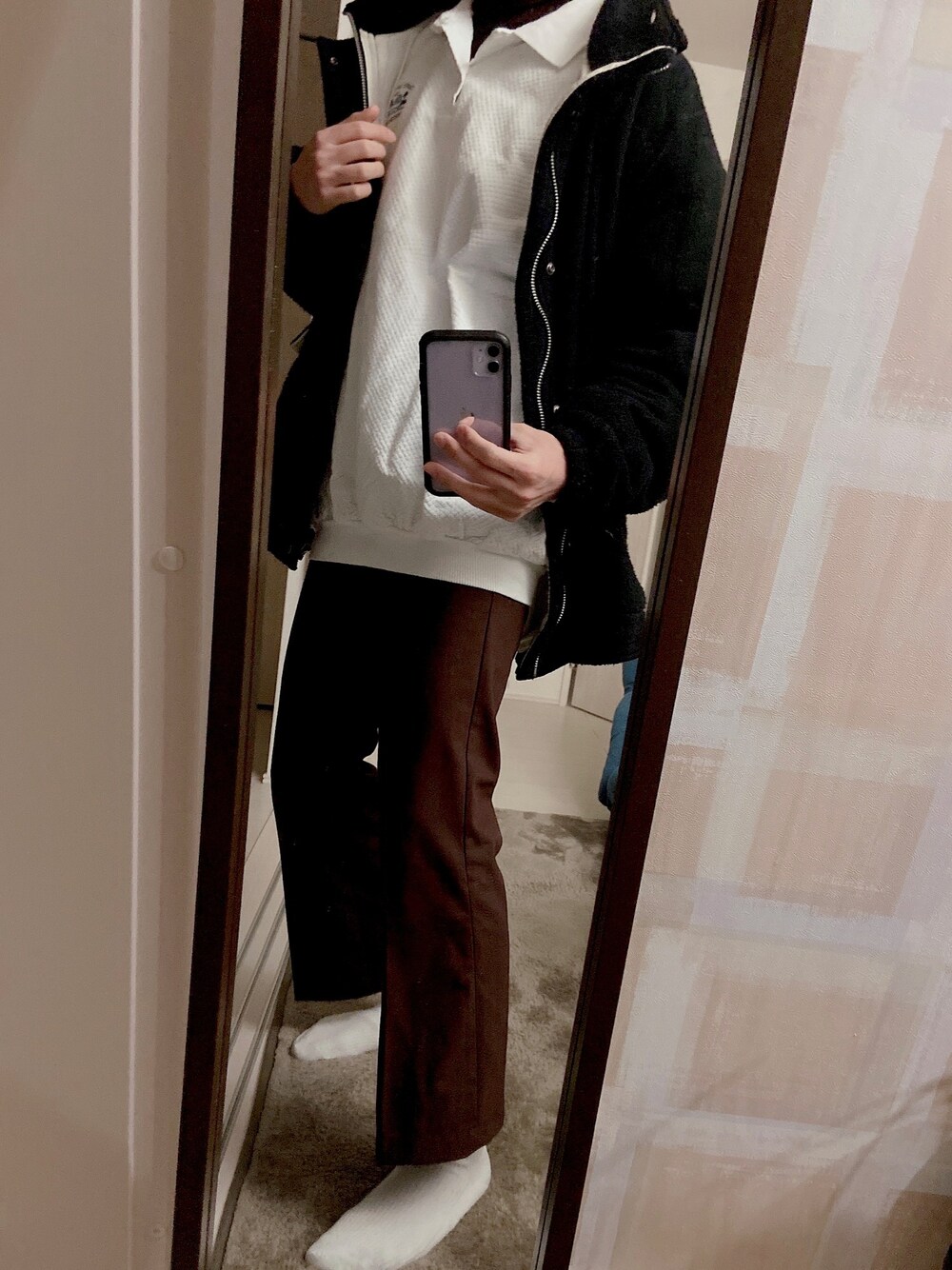 「古着コーデ、フレアスラックス、オーバーサイズ、タートルネック、お洒落さんとつながりたい」｜「CASPER JOHNのFlare Slacks/フレアスラックス（スラックス、ブラウン系）」を使った、せうたさん（メンズ・170cm）の冬コーディネートの1枚目の写真