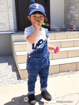 「ロールアップ」｜「アイテム（サロペット/オーバーオール）」を使った、kaoooyunaさん（キッズ・90cm）の春コーディネート