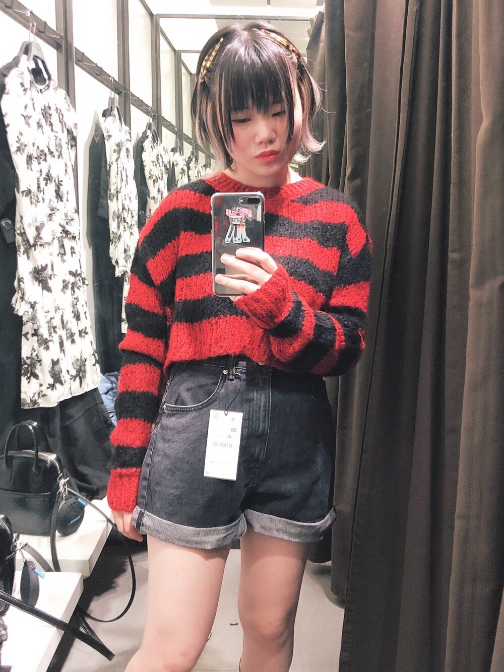 「ZARAのアイテム（ニット/セーター、レッド系）」を使った、Rさん（レディース・157cm）の冬コーディネートの1枚目の写真