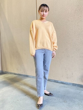 ピンク系のアイテムを使った Vネックニット の人気ファッションコーディネート Wear