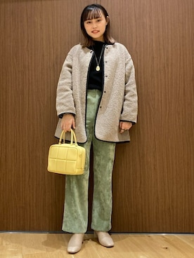「SHIPS（シップス）のアイテム（その他アウター）」を使った、吉田さん（レディース・158cm）の秋コーディネート
