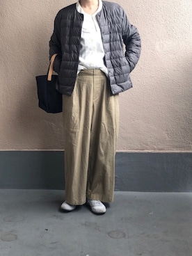 「studio CLIP（スタディオクリップ）のコットンリネンストレッチワイドパンツ（その他パンツ）」を使った、yugaさん（レディース・158cm）の秋コーディネート