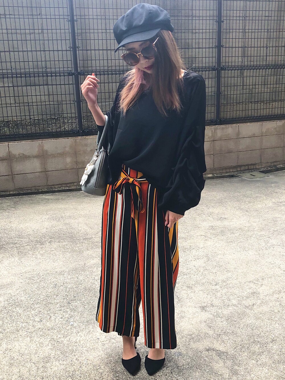 「低身長コーデ、オトナ女子、プチプラ、ZARA、ストライプパンツ」｜「ZARA TRFのストライプ柄パンツ（その他パンツ、オレンジ系）」を使った、#aさん（レディース・157cm）の春コーディネートの1枚目の写真