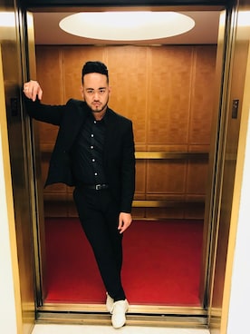 「H&M（エイチ・アンド・エム）のアイテム（スーツジャケット）」を使った、mendozaさん（メンズ・183cm）の冬コーディネート