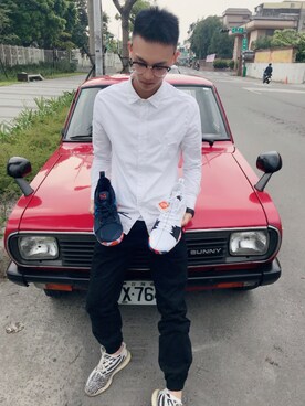 「CACO（カコ）のアイテム（パンツ）」を使った、Yueh  Hanさん（メンズ・175cm）の春コーディネート