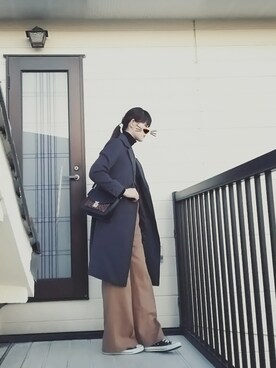 「ショルダーバック」｜「アイテム（チェスターコート）」を使った、miminyさん（レディース・171cm）の冬コーディネート