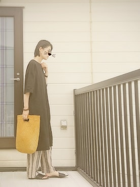 「UNE MANSION（ユヌマンション）のアイテム（かごバッグ）」を使った、miminyさん（レディース・172cm）の春コーディネート