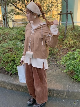 「NICE CLAUP（ナイスクラップ）のアイテム（財布/小物）」を使った、ひとみさん（レディース・158cm）の春コーディネート