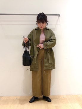 「LAKOLE（ラコレ）のアイテム（チノパンツ）」を使った、なつあんさん（レディース・153cm）の冬コーディネート