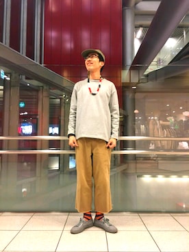 「ROTHCO（ロスコ）のアイテム（チノパンツ）」を使った、KodaiHitotsuyaさん（メンズ・180cm）の冬コーディネート