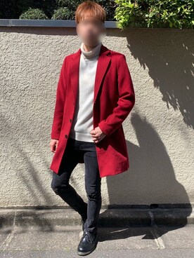 チェスターコートを使った「赤×白」の人気ファッションコーディネート