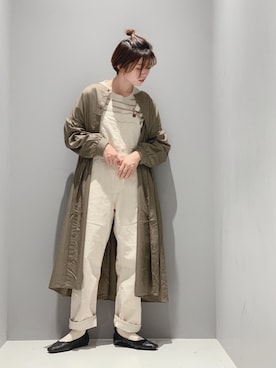 「アイテム（オールインワン・サロペット、ホワイト系）」を使った、hikaruさん（レディース・160cm）の秋コーディネート