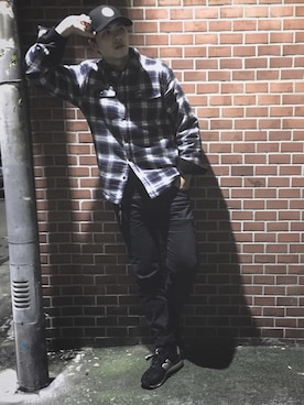 「newbalance574」｜Han Chen さん（メンズ・184cm）の冬コーディネート