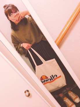 「ダニエルウェリントン」｜「アイテム（スウェット）」を使った、なのさん（レディース・158cm）の秋コーディネート