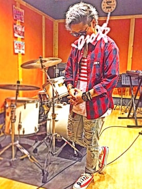 「ノーティードッグ」｜「アイテム（腕時計）」を使った、🇺🇸INC🧸さん（メンズ・165cm）の春コーディネート