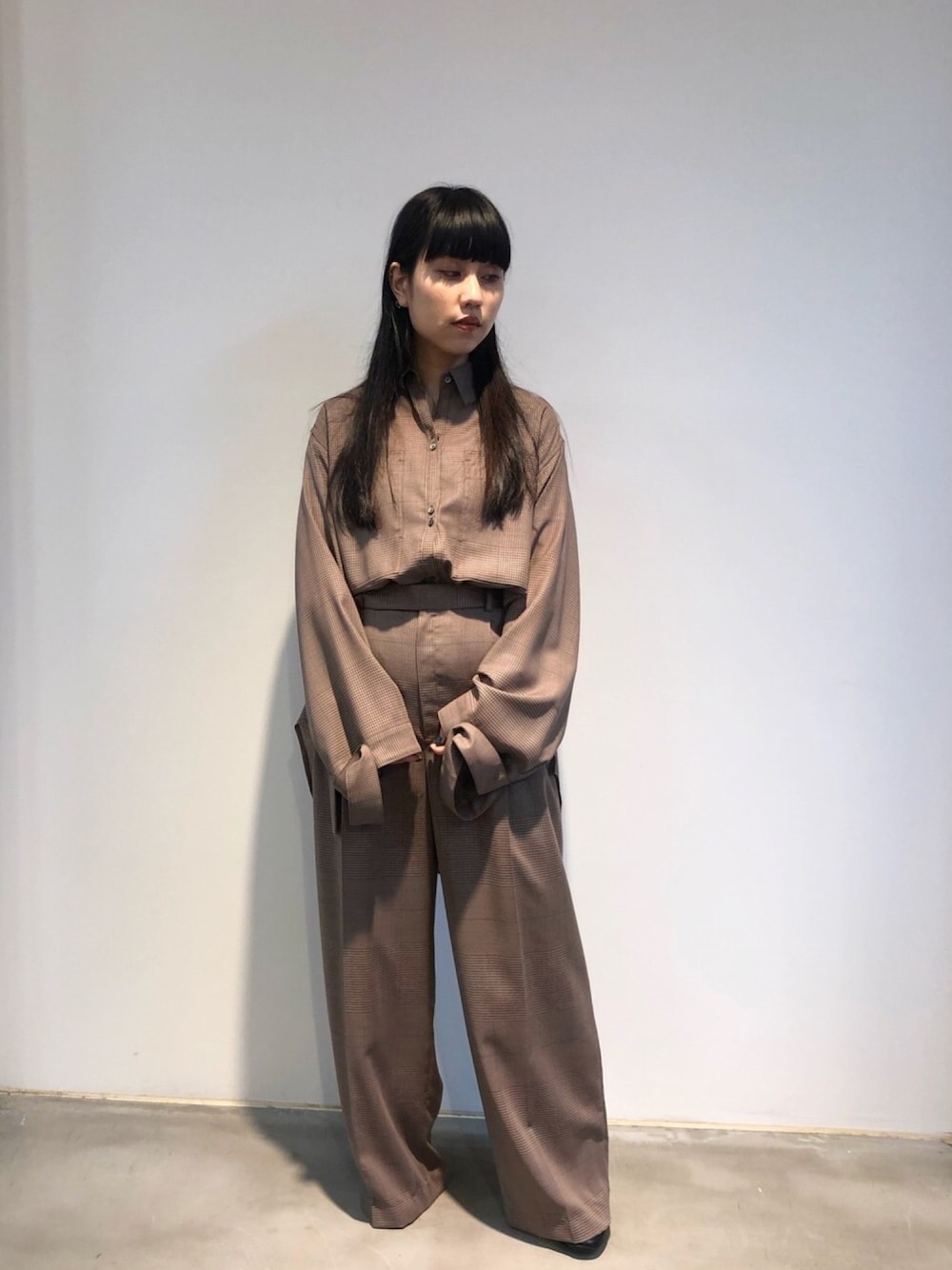 「秋のコーデ、オトナカジュアル、ワントーンコーデ、秋服準備はじめました、ゆるコーデ、秋色、大人女子、低身長、ベージュコーデ、シャツ」｜「RITOのRITO ウールビエラシャツ（シャツ/ブラウス、ブラウン系）」を使った、ホリユキノさん（レディース・154cm）の秋コーディネートの1枚目の写真