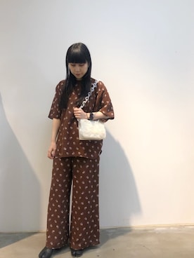 「mame（マメ）のアイテム（トップス）」を使った、ホリユキノさん（レディース・154cm）の冬コーディネート