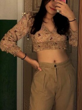 張芷綺さんのコーディネート