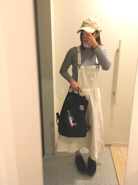 「アイテム（バッジ、ピンク系）」を使った、まめしさん（レディース・161cm）の秋コーディネート