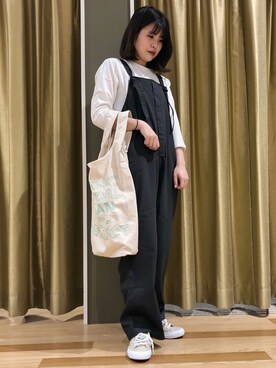 「Green　Parks（グリーンパークス）のアイテム（オールインワン・サロペット）」を使った、むこさんさん（レディース・162cm）の春コーディネート