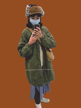 「白いスニーカー」｜Bibbyさん（レディース・170cm）の冬コーディネート