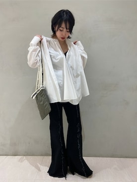 「beautiful people（ビューティフルピープル）の【beautiful people(ビューティフルピープル)】《STUDIOUS別注》キルティングサコッシュバッグ（ショルダーバッグ）」を使った、wakamaedaさん（レディース・156cm）の春コーディネート