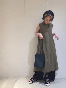 「アースカラー」｜「アイテム（ワンピース/ドレス）」を使った、wakamaedaさん（レディース・156cm）の春コーディネート