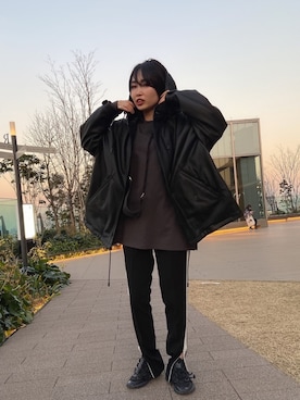「08sircus（ゼロエイトサーカス）のアイテム」を使った、wakamaedaさん（レディース・156cm）の冬コーディネート