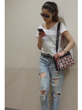 「AZUL by moussy（アズールバイマウジー）のアイテム（T恤、ホワイト系）」を使った、SAYAさん（レディース・170cm）の秋コーディネート