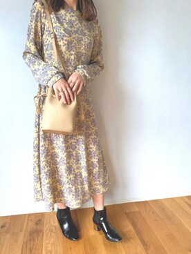 「巾着バッグ」｜「アイテム（ブーティ）」を使った、Rieさん（レディース・160cm）の春コーディネート