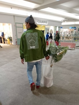 「RIPNDIP（リップンディップ）のアイテム（帽子）」を使った、Ikkunさん（メンズ・178cm）の春コーディネート