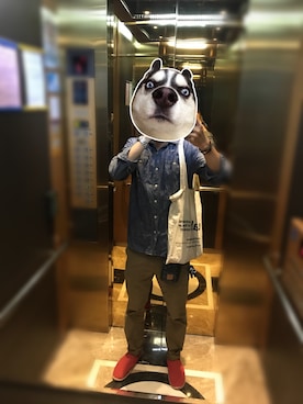 「H&M（エイチ・アンド・エム）のアイテム（スリッポン）」を使った、Jason Chenさん（メンズ・180cm）の春コーディネート