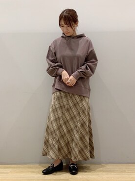 「ビットローファー」｜「アイテム（パンプス）」を使った、chaki さん（レディース・159cm）の秋コーディネート