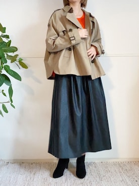 「レザースカート」｜「アイテム（トレンチコート）」を使った、parishsstoreさん（レディース・158cm）の冬コーディネート