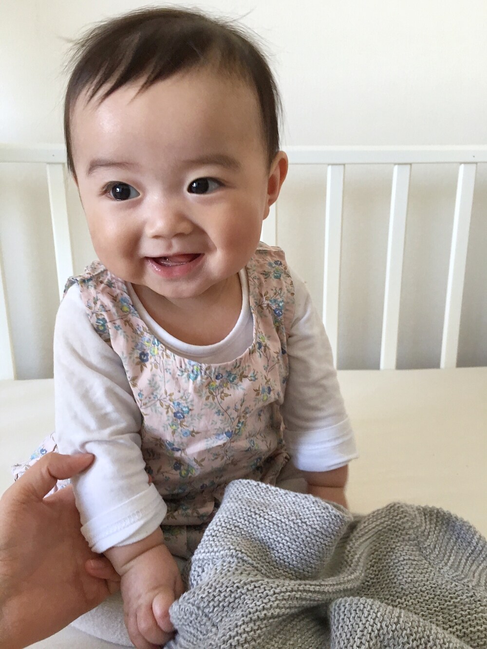 「ベビー、ベビー服、ロンパース、花柄、春コーデ、春、ピンク、赤ちゃん、赤ちゃんコーデ、０歳」｜「hina&kylieのアイテム（ママ＆ベビー、ピンク系）」を使った、memeさん（キッズ・60cm）の春コーディネートの1枚目の写真