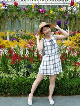 「index（インデックス）のアイテム（帽子）」を使った、張蘋さん（レディース・160cm）の夏コーディネート