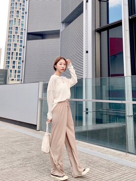 「BEAMS（ビームス）のアイテム（クラッチバッグ）」を使った、Tinnieさん（レディース・158cm）の秋コーディネート