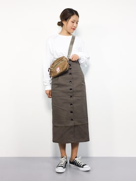 「MKT（エムケーティー）のアイテム（トップス）」を使った、やまちゃんさん（レディース・167cm）の秋コーディネート