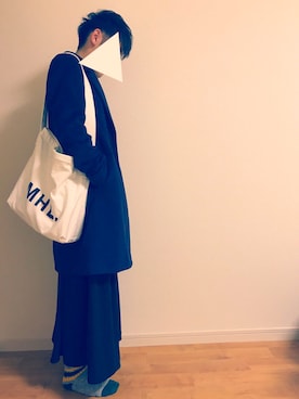 「MHL.」｜「アイテム（チェスターコート）」を使った、takuyaさん（メンズ・165cm）の冬コーディネート