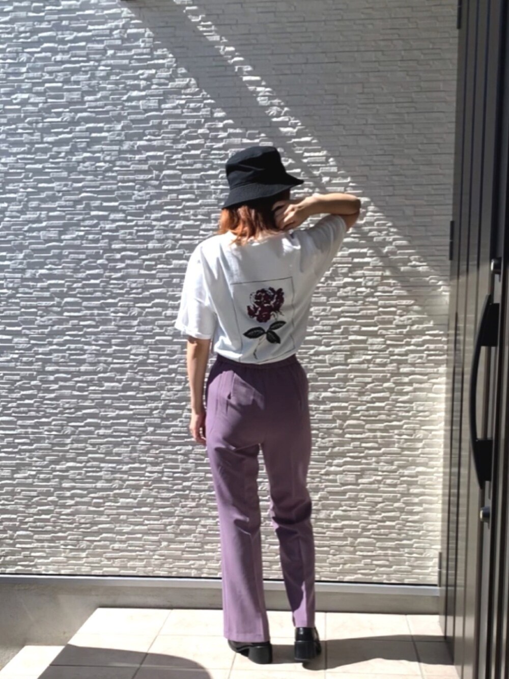 「着回しコーデ、着回し、moussy、murua、GU、GUコーデ、ママコーデ、ママファッション」｜「MOUSSYのLINEN COTTON BUCKET ハット（ハット、ブラック系）」を使った、__rp02さん（レディース・160cm）の秋コーディネートの1枚目の写真