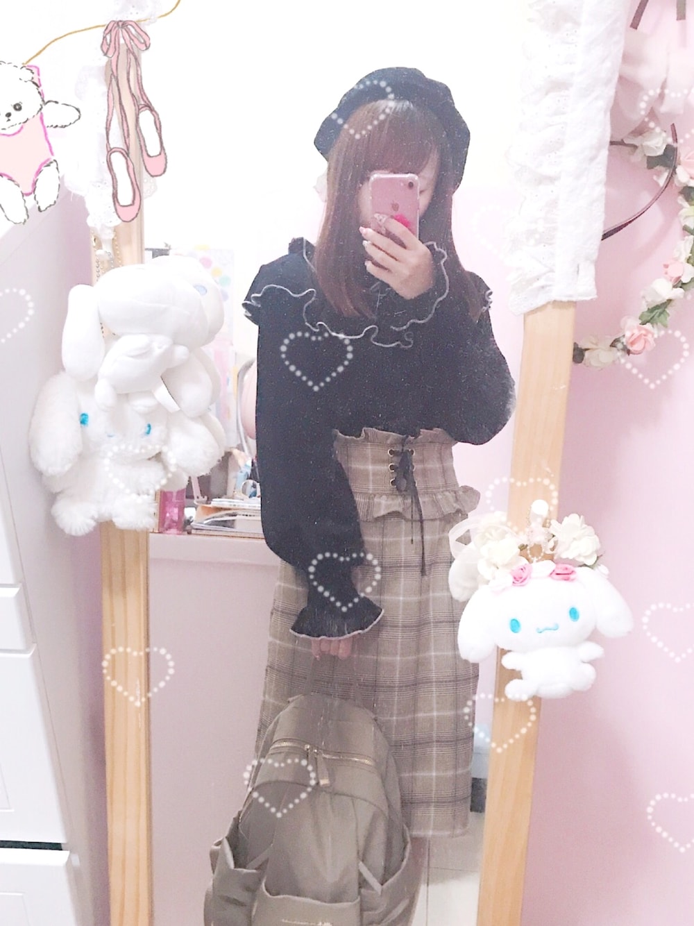 「冬コーデ、ベレー帽、格紋、柄シャツ、コーデュロイ、おしゃれさんと繋がりたい、STYLE」｜「TORTEのアイテム（スカート、その他）」を使った、🥀. Mizuki ♥︎さん（レディース・155cm）の冬コーディネートの1枚目の写真